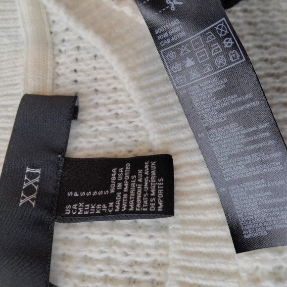 XXI Forever 21 Sweater Boxy Chunky Size S Black Off White Stripe Relaxed Cozy - Picture 10 of 14